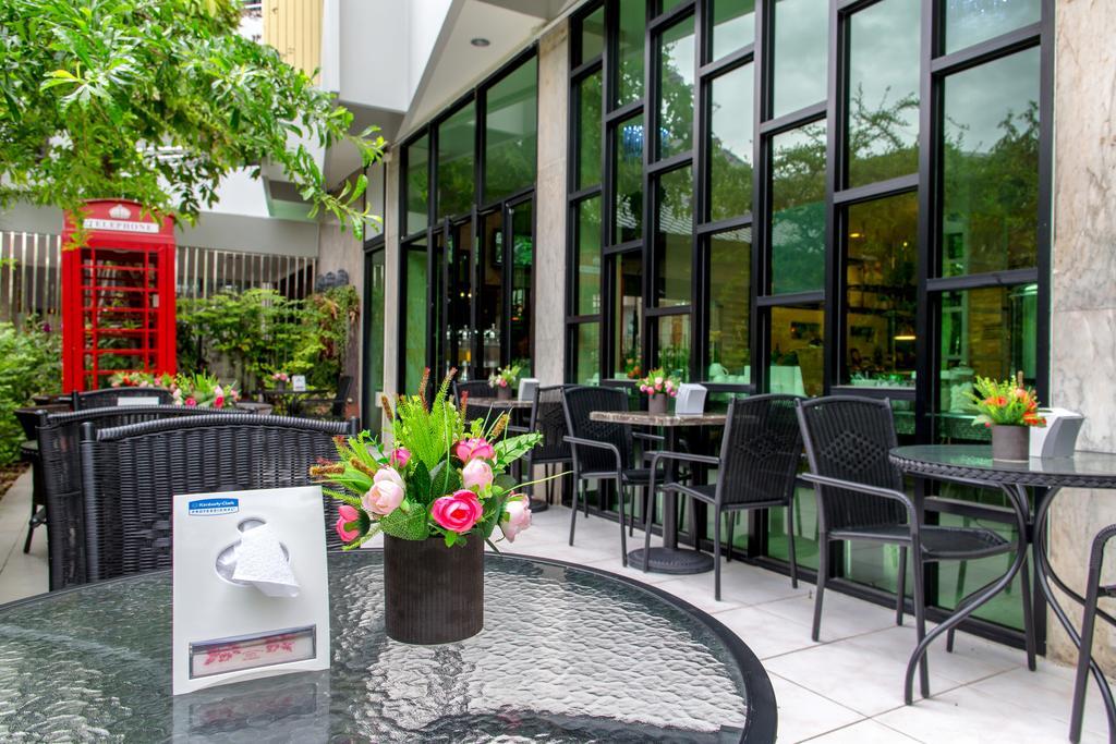 Soho Boutique Hotel Tak Kültér fotó
