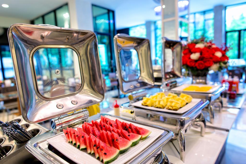 Soho Boutique Hotel Tak Kültér fotó