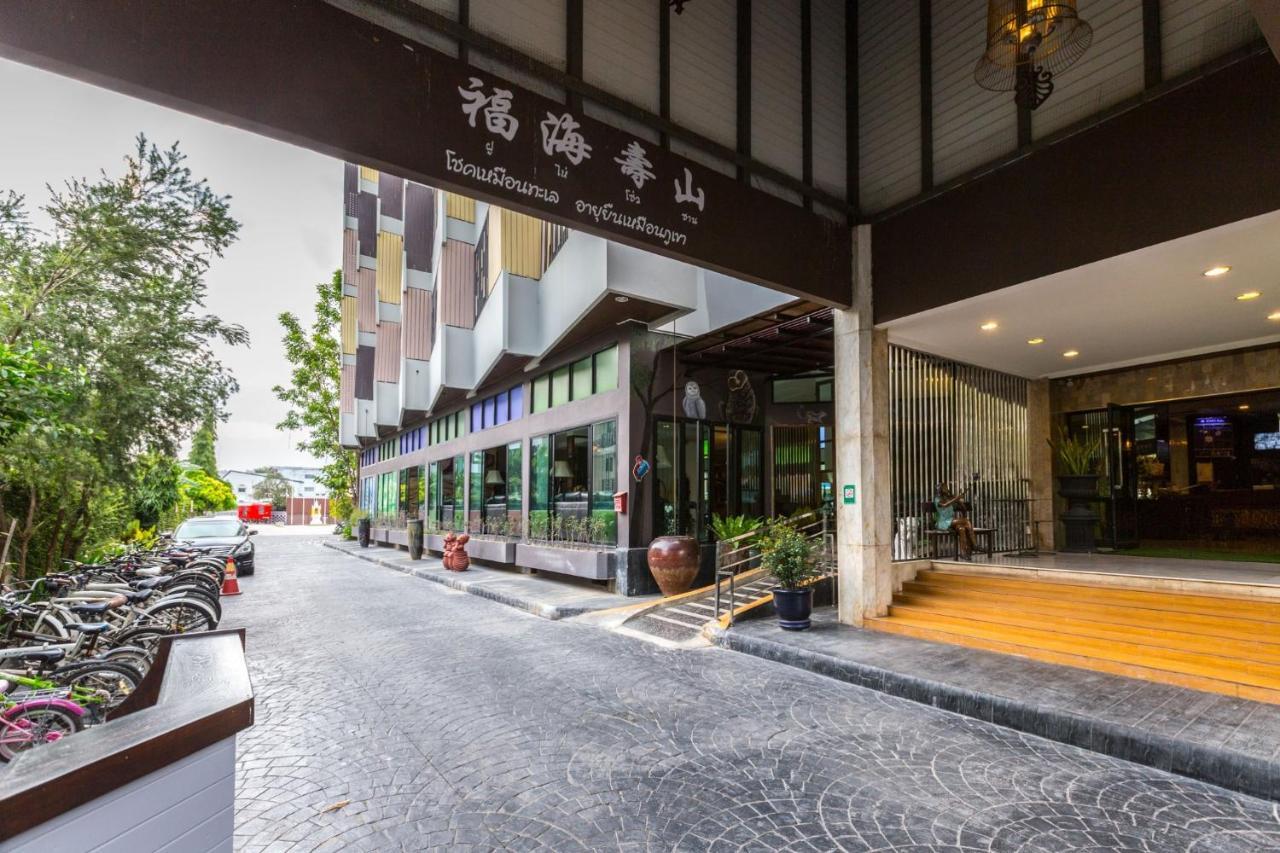 Soho Boutique Hotel Tak Kültér fotó